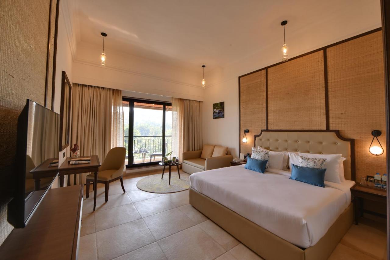 Bhanu The Fern Forest Resort & Spa, Jambughoda Exterior photo
