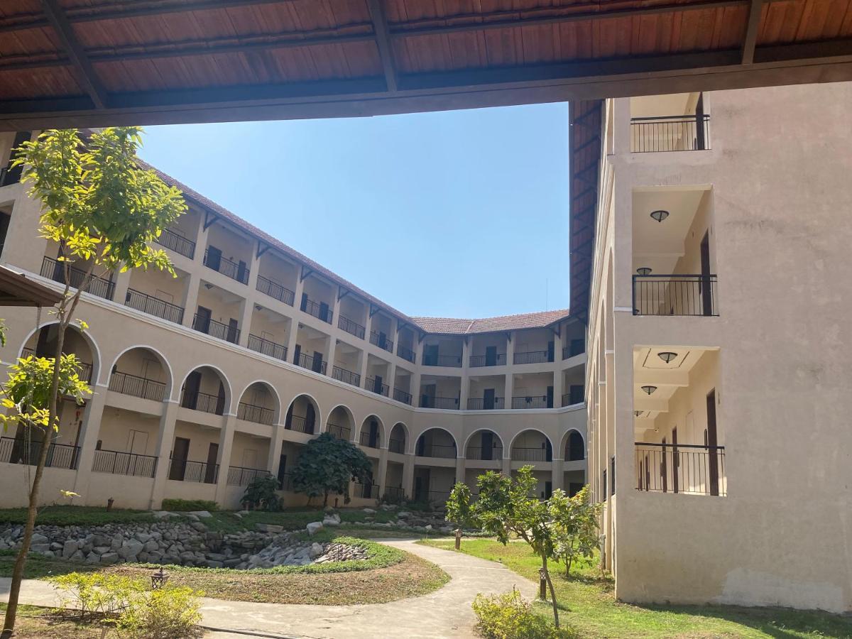 Bhanu The Fern Forest Resort & Spa, Jambughoda Exterior photo
