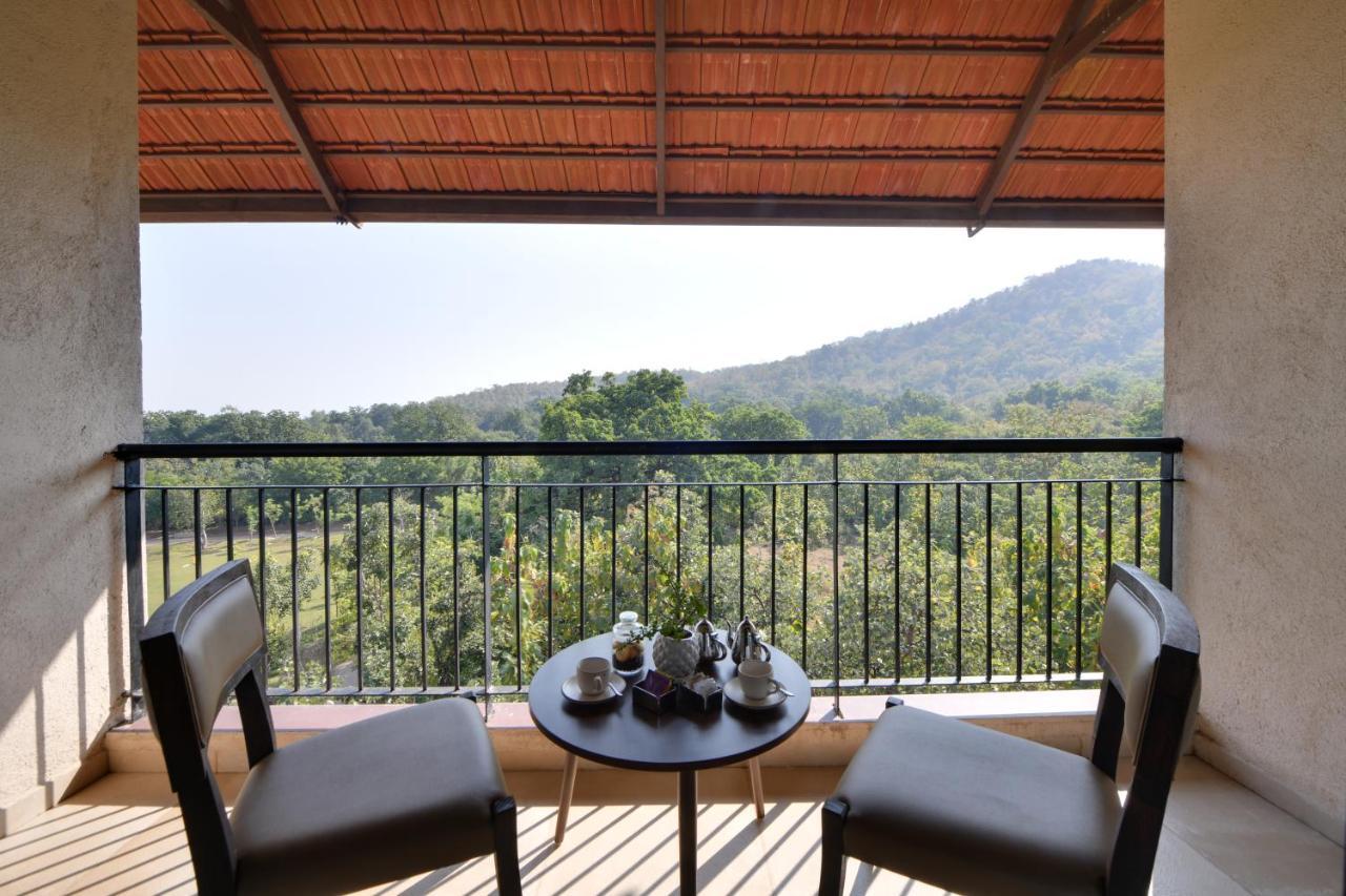 Bhanu The Fern Forest Resort & Spa, Jambughoda Exterior photo