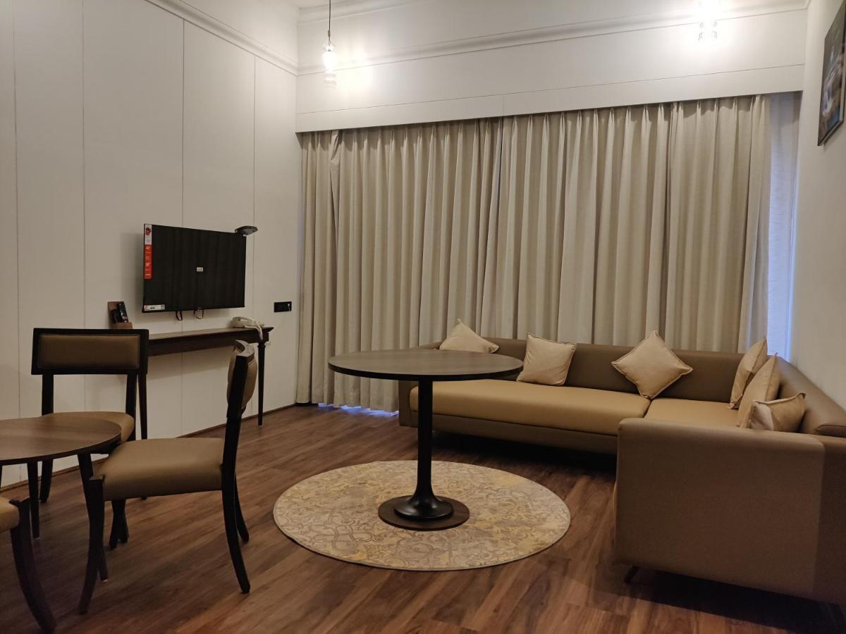 Bhanu The Fern Forest Resort & Spa, Jambughoda Exterior photo