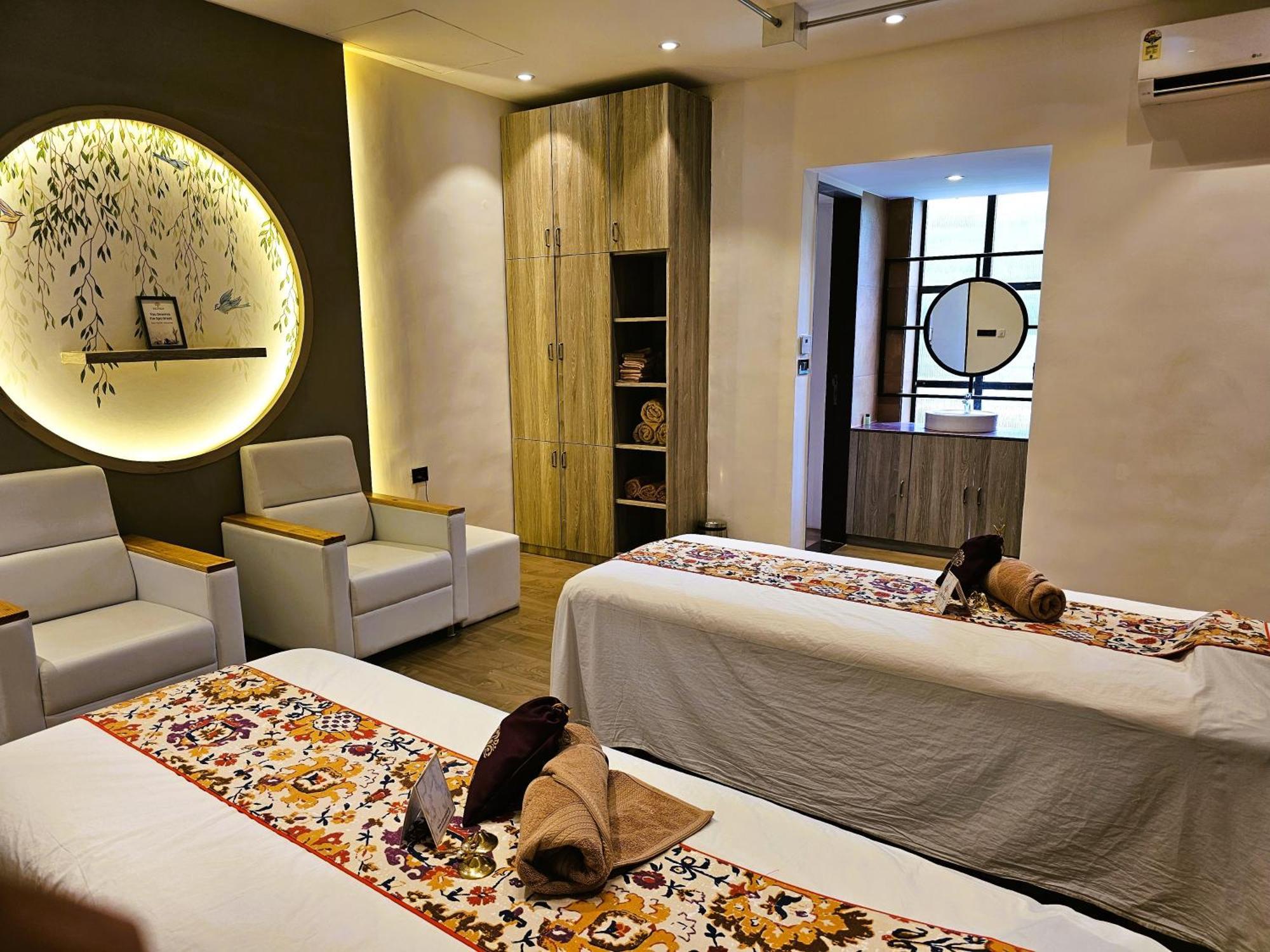 Bhanu The Fern Forest Resort & Spa, Jambughoda Exterior photo